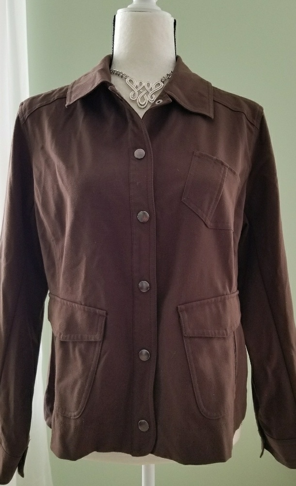 Chicos button-up light jacket